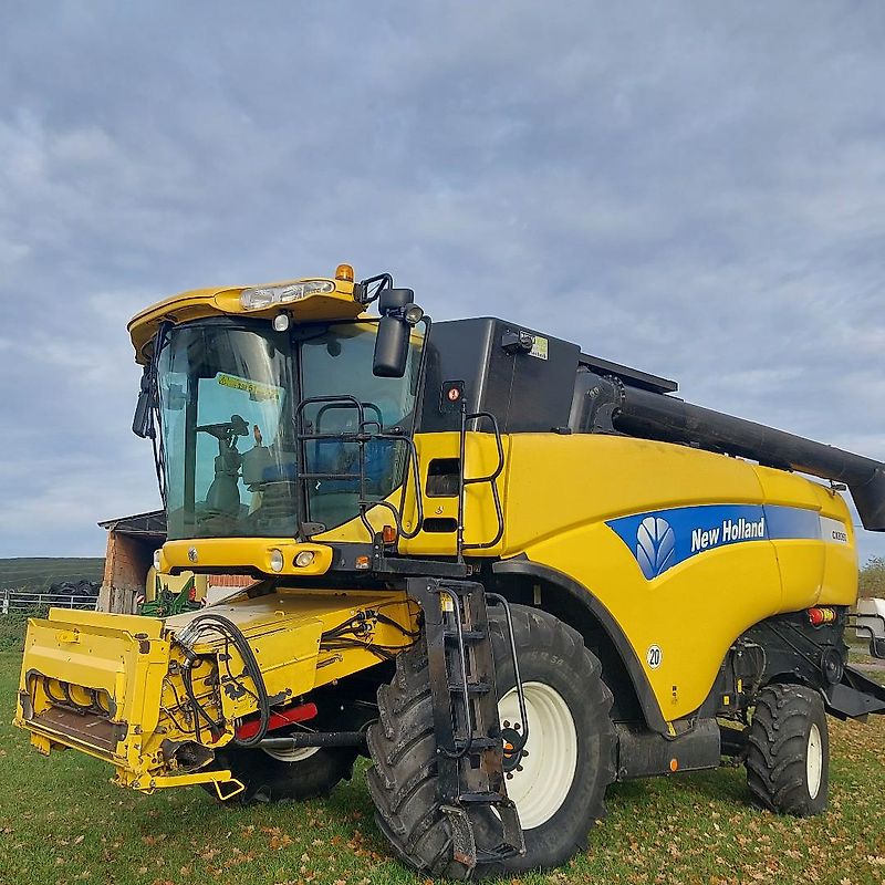 New Holland CX 8060