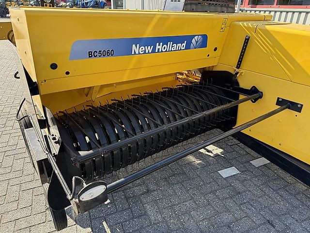 New Holland BC5060 Mini Balenpers