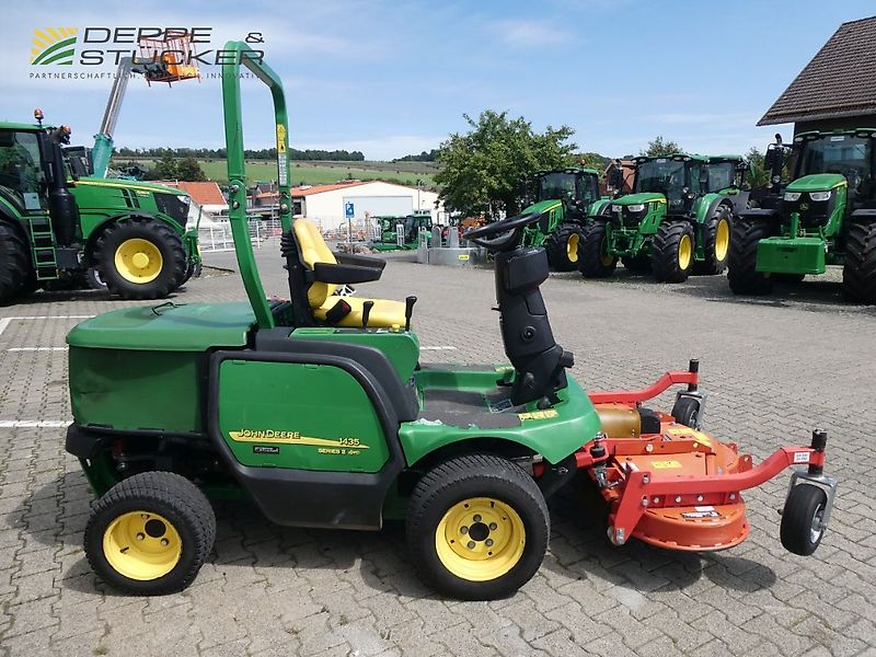 John Deere 1435