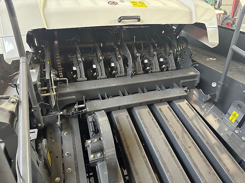 Claas Quadrant 4200 Rc