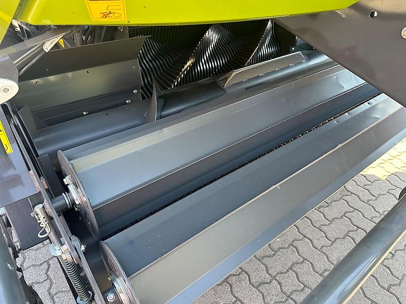 Claas Quadrant 4200 Rc