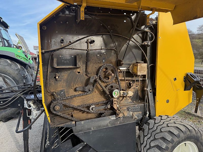 New Holland BR 6090 Crop Cutter