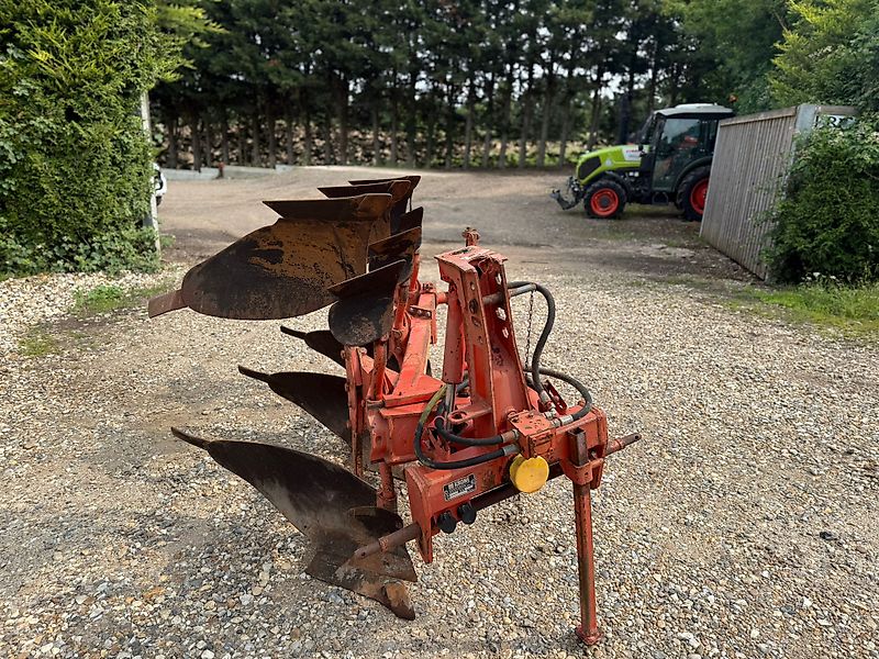 Krone Mustang SL 90/3 Furrow Plough