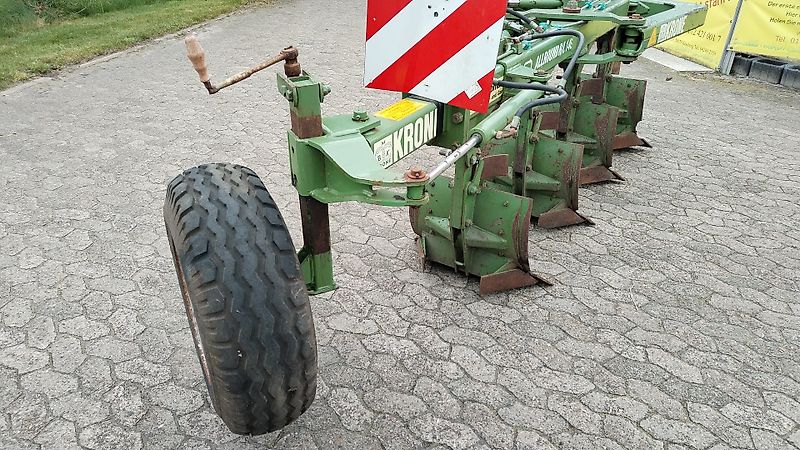 Krone Krone 4 Schar Schwenkpflug Allround R/L140 Nonstop 180cm Arbeitsbreite Leistungsbedarf ab 70PS Gewicht ca 1100kg Kein kuhn Lemken Amazone Kverneland Rabe Pöttinger Volldrehpflug