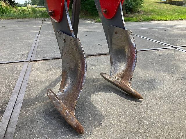 Unia Plow B6 voorzetwoeler