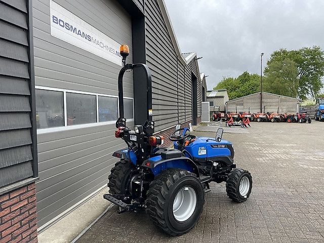 Solis 26 + minitractor NIEUW industriebanden 5 jaar GARANTIE