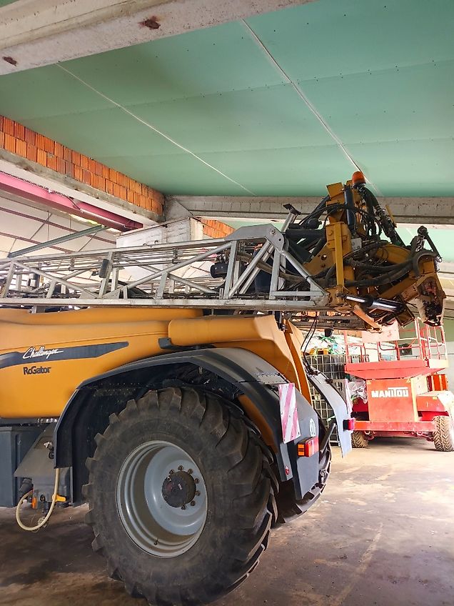 Challenger Selbstfahrspritze Challanger Rogator 655B GPS