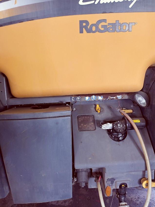 Challenger Selbstfahrspritze Challanger Rogator 655B GPS