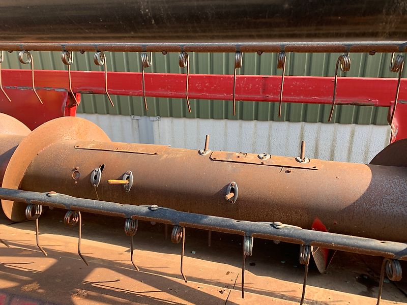 Case 2050 30ft Varifeed Header **Video Below**