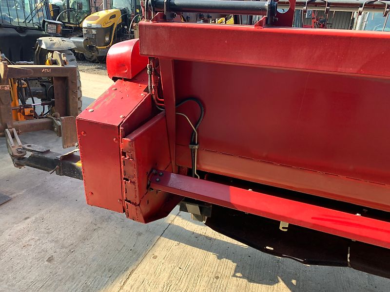 Case 2050 30ft Varifeed Header **Video Below**
