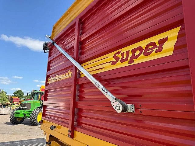 Schuitemaker Rapide 125 S Ladewagen Rotor invoer opraapwagen