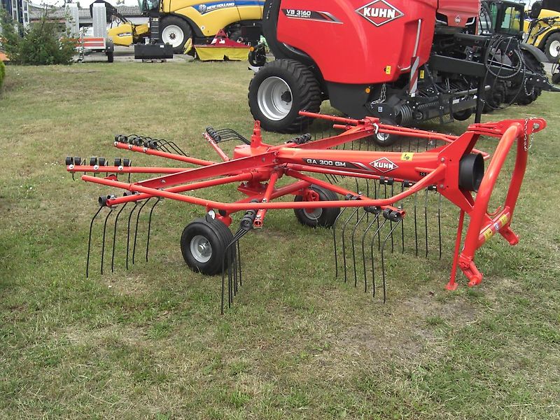 Kuhn GA 300 GM