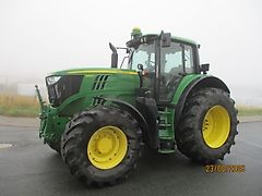 John Deere 6195 M mit SF3000
