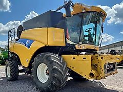 New Holland CR 980