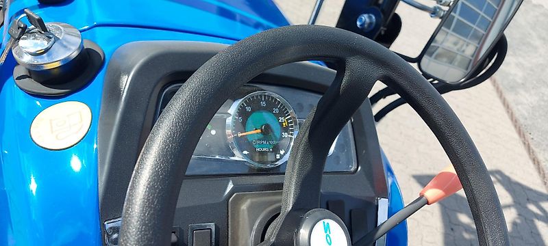 Solis Kompakt-Traktor mit Frontlader Solis 26 #Solis #Neu