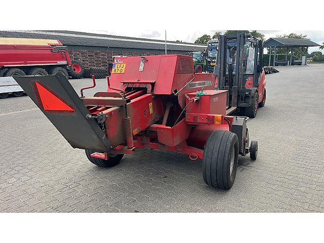 Massey Ferguson 1839