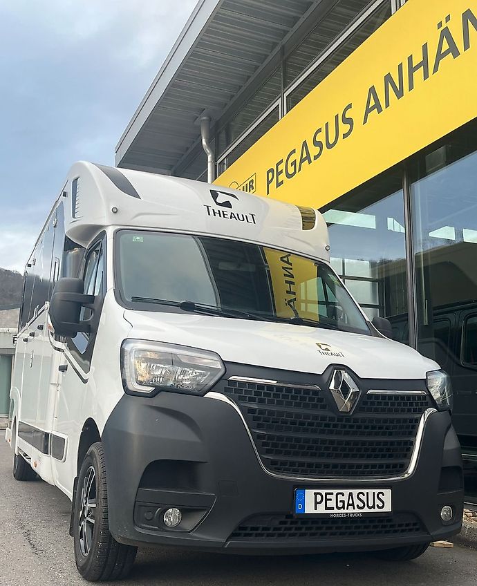 Renault Master Theault Proteo Pferdetransporter 5 Sitz