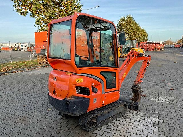 Kubota KX016-4G