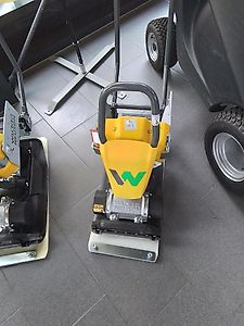 Wacker Neuson APS 1030e Vorwärtslaufende Vibrations- Rüttelplatte