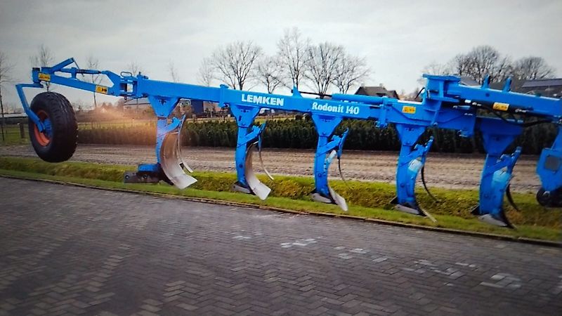 Lemken Lemken Rodonit 140/5 5Furchige Ausführung Gummistützrad 265cm Arbeitsbreite Kein Schwenkpflug Howard SP6 Krone mit 255cm Arbeitsbreite