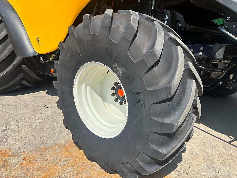 New Holland CR9090 * GPS * 9,15m VARIFEED