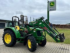 John Deere 5055E