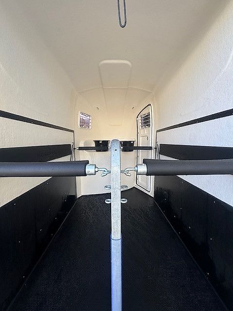 Humbaur Pegasus Style 2-Pferdeanhänger 2,7t Neu BLACK ED