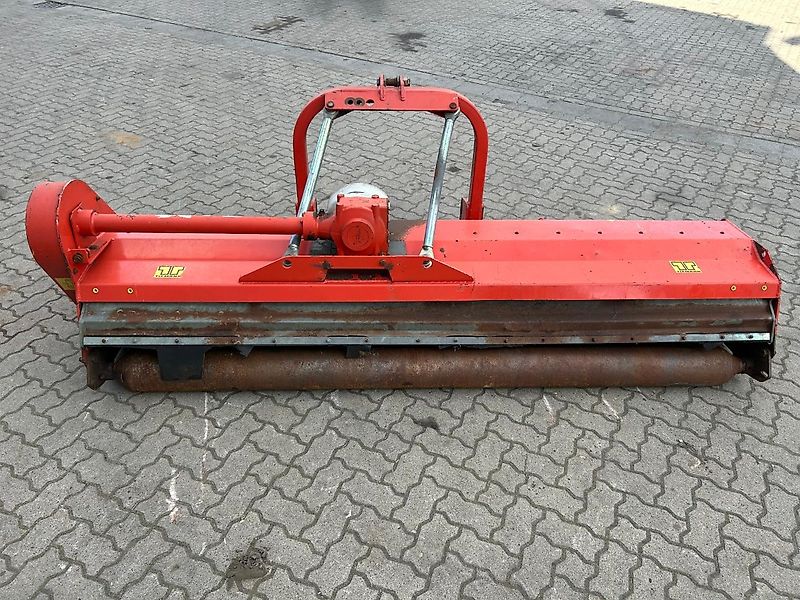 Kuhn VKM 280