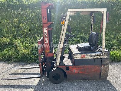 Nissan ELEKTRO STAPLER NISSAN 1.8TO DEFEKT