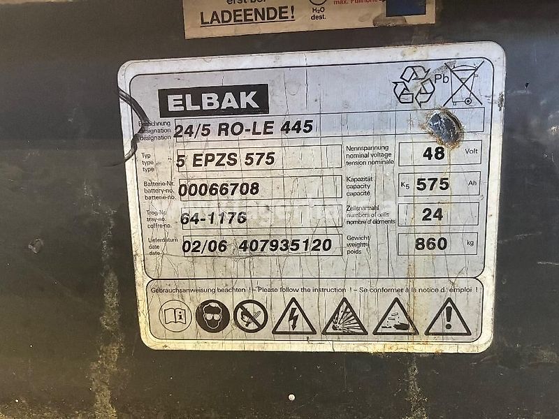 Nissan ELEKTRO STAPLER NISSAN 1.8TO DEFEKT