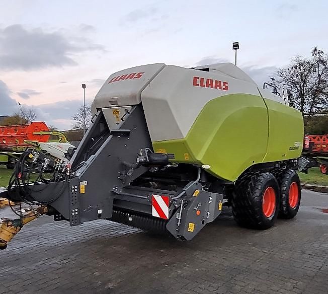 Claas QUADRANT 5300 FC T