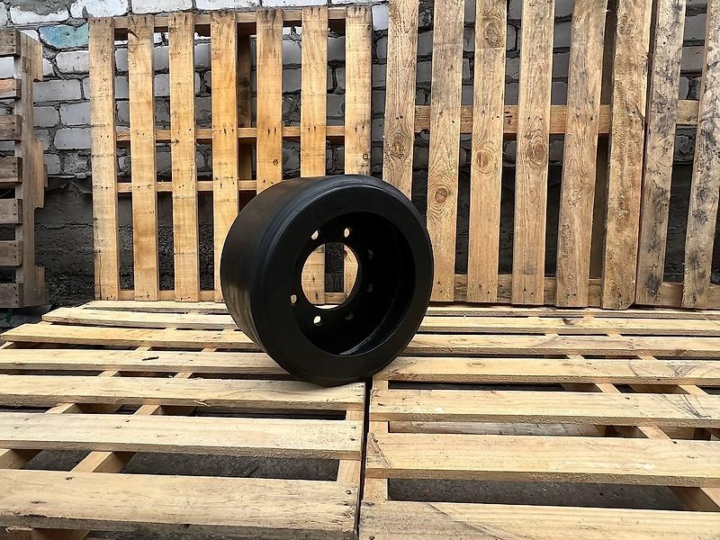 Midrollers to fit John Deere 8RT series tractors