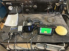 Trimble EZ-Guide 500 GPS-Komplettset mit EZ-Steer-Lenkradmotor, Controller und Pedalbetätigung, Monitor und AG25-Antenne, Paketpreis