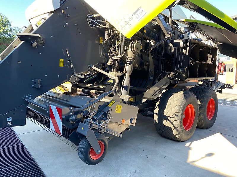 Claas Quadrant 5300 RC 9572 Ballen