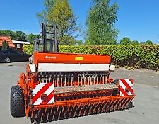 Howard Sämavator mit Sämaschine Drille Säkombination Howard Sämavator mit Sämaschine Drille Säkombination