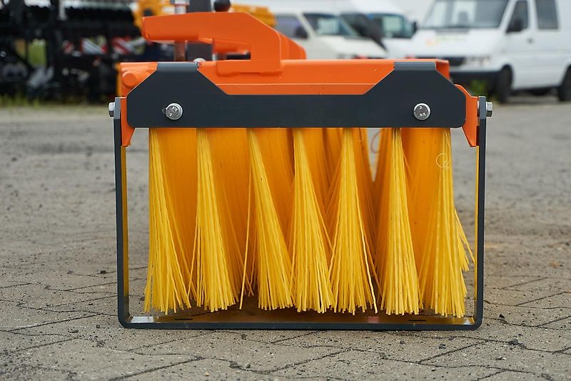 Top-Agro Kehrbesen Sehr Stabil Gabelstapler BEST PRODUKT !!NEU!! KB-WM150