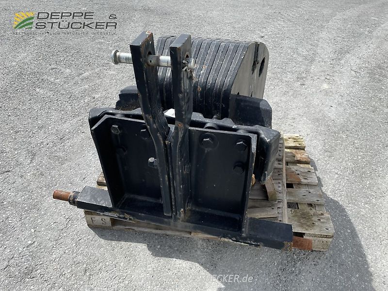 New Holland Eigenbau Frontgewicht