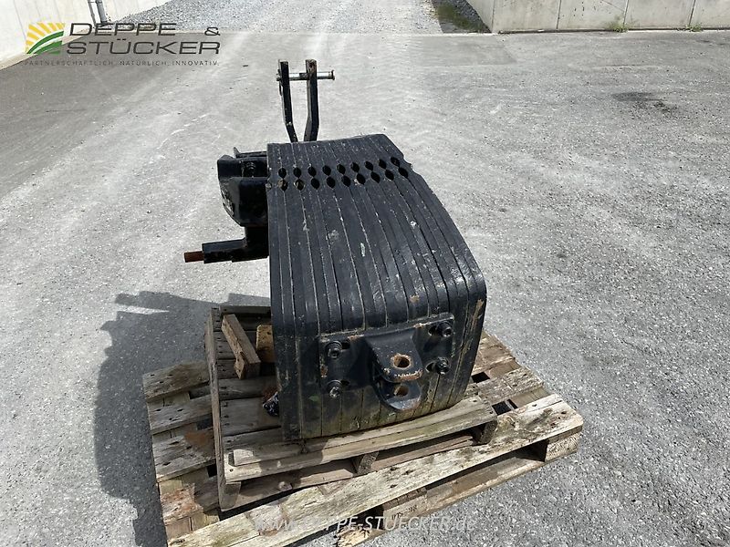 New Holland Eigenbau Frontgewicht