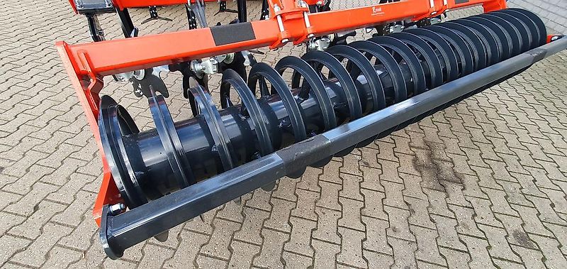 Kuhn Cultimer L300 T-Ring rol