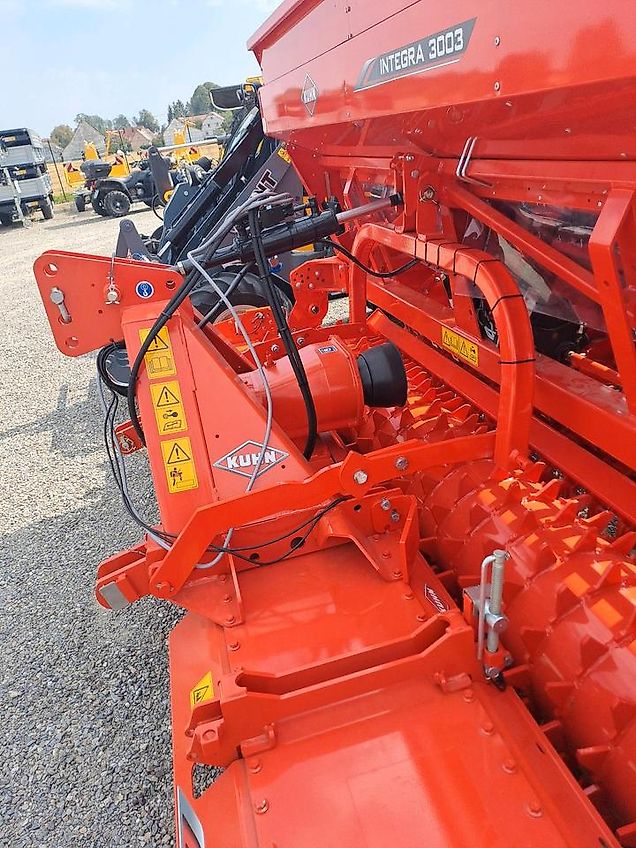 Kuhn Kreiselegge HRB 303 D - *sofort verfügbar* ANGEBOT