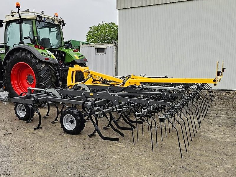 Mezger Landtechnik Leichtgrubber NOVA Bio 5,85 m "NEUHEIT" Feingrubber