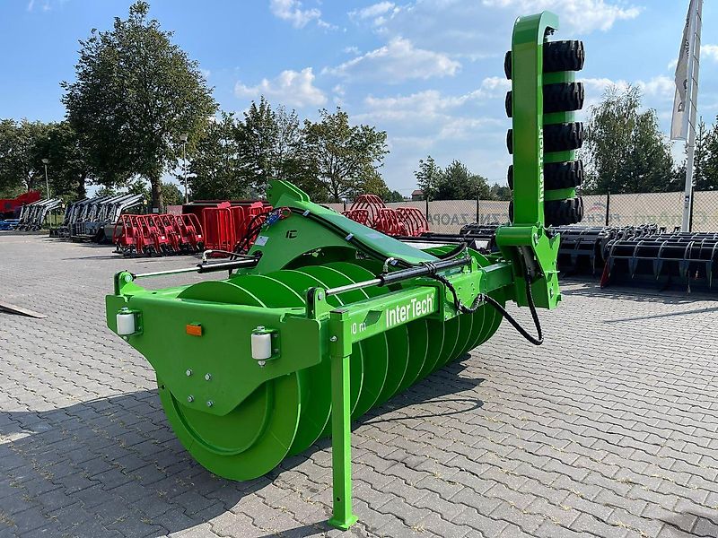 D&D Landtechnika Silowalze Siloverteiler Verdichtungwalze Silo