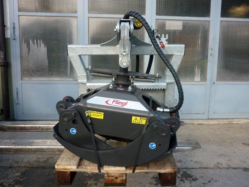 Fliegl Rückezange Combi RZ 185