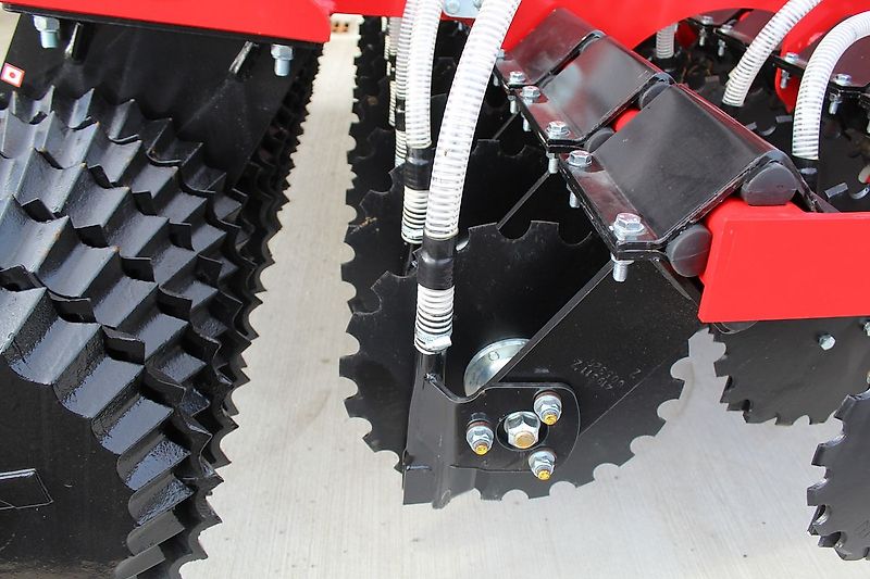 SMS Smart 300 + APV PS 500 Direktsaatmaschine